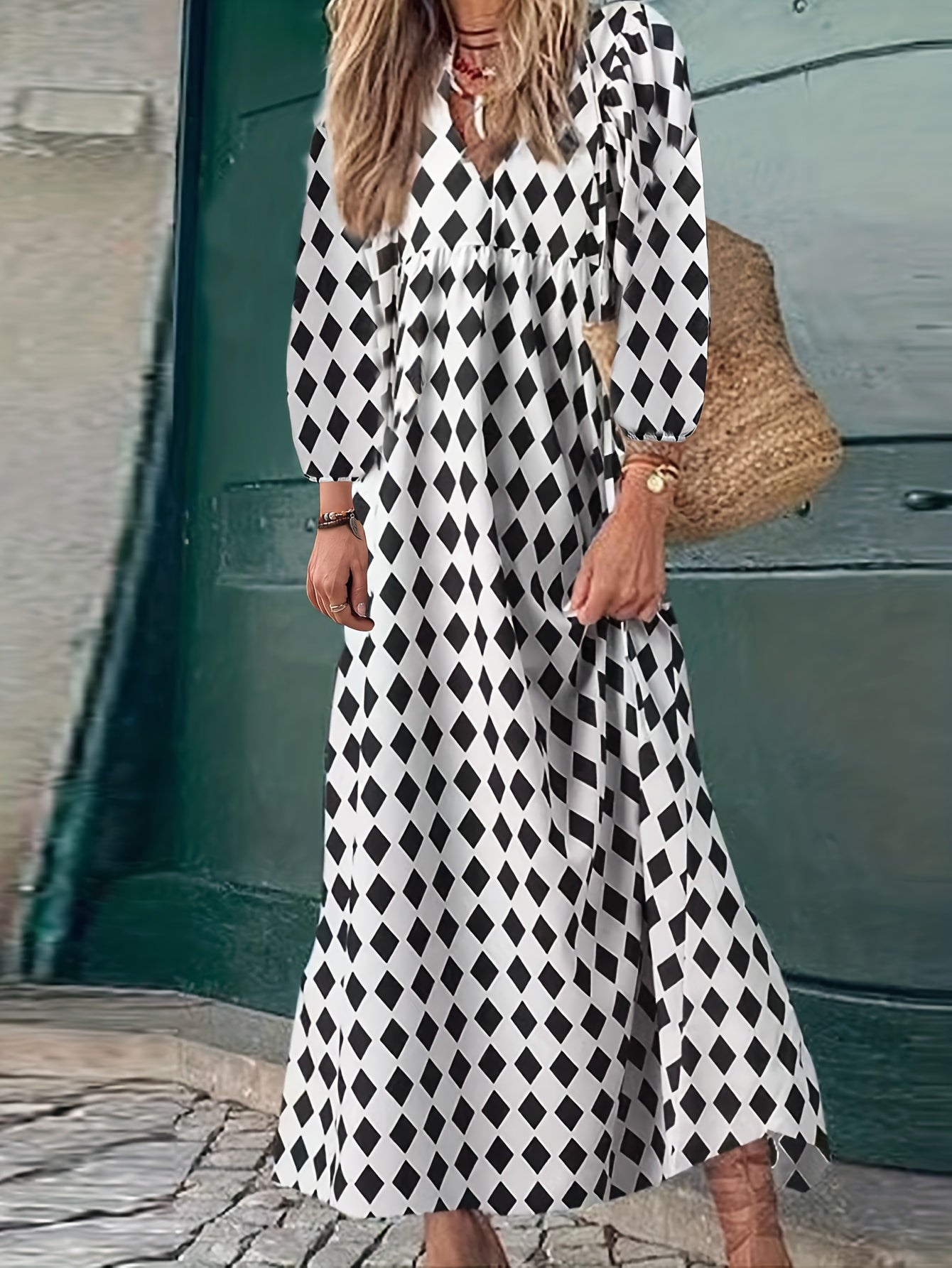  Argyle Print Lantern Sleeve Maxi Dress