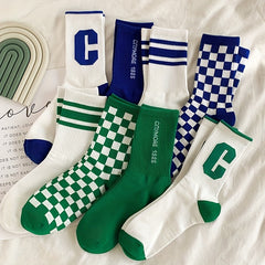 Men's Checkered Crew Socks Casual Unisex Outdoor Wear All Seasons