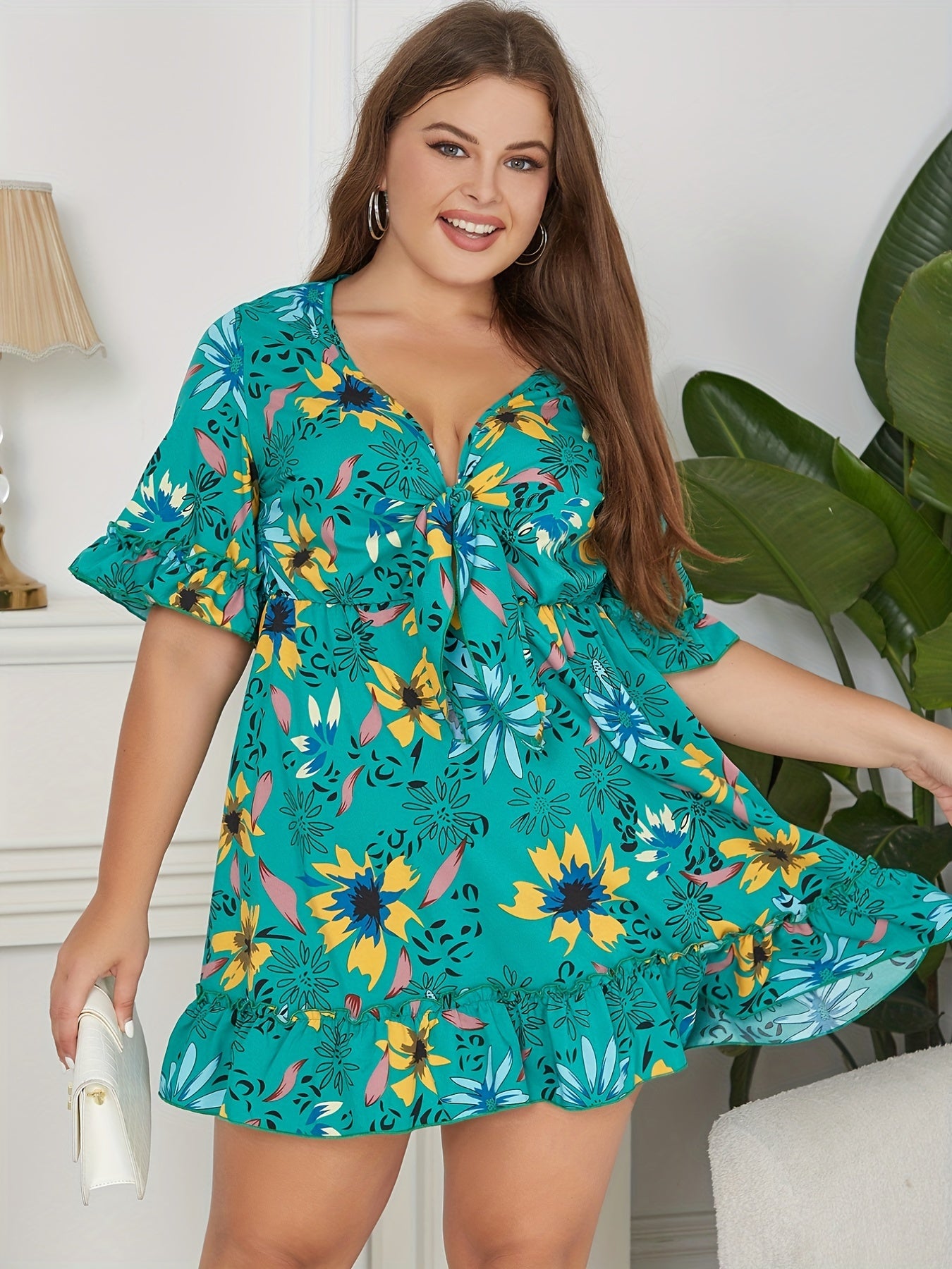 Floral Print V Neck Ruffled Sleeve Dress