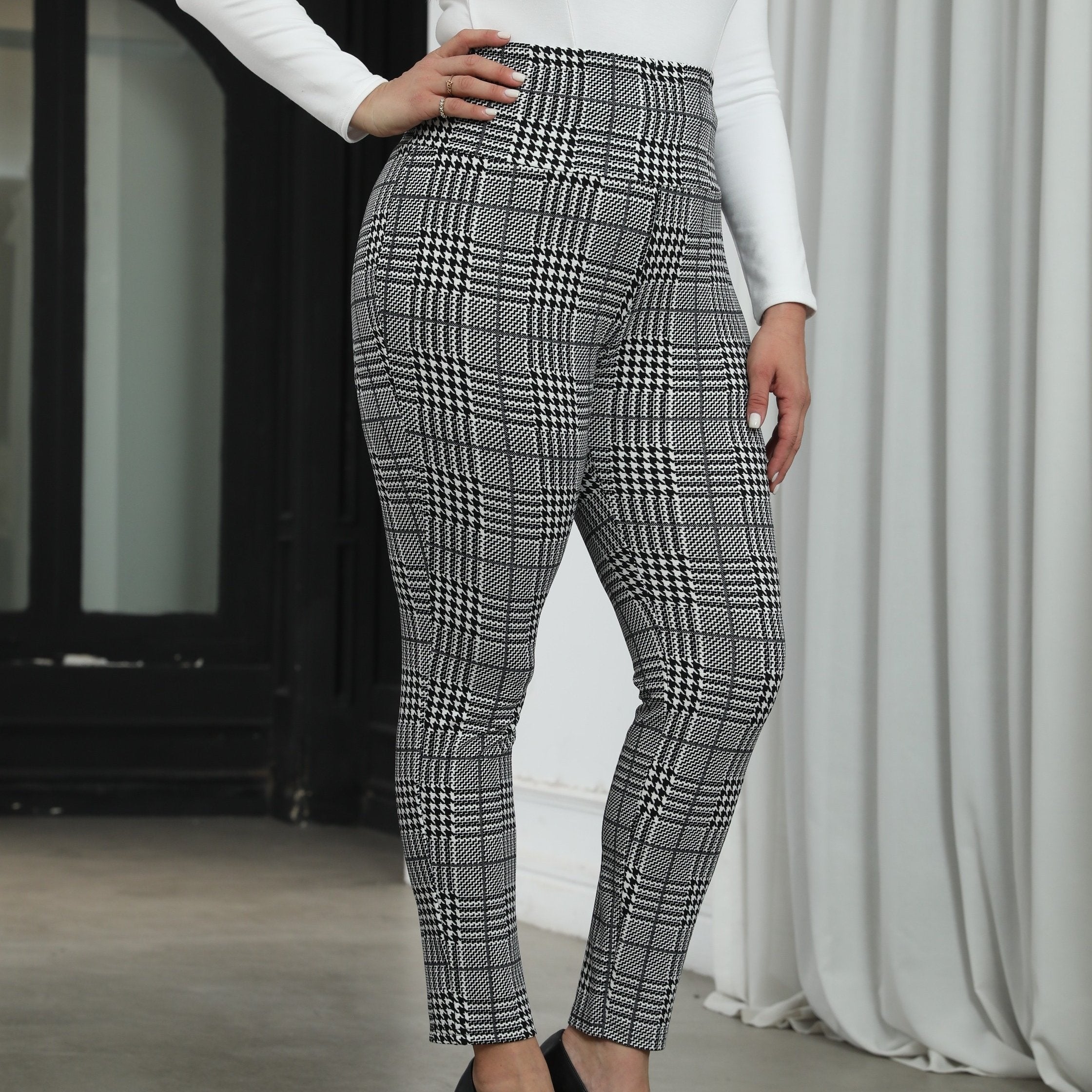  Plaid Print High Rise Skinny Trousers