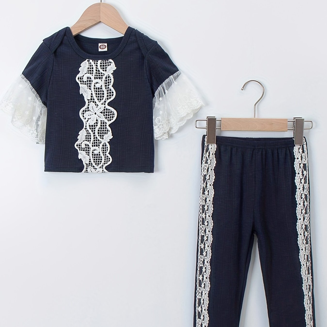 Girls 2pcs Flared Sleeve Top & Pants Pajama Set