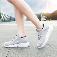 Soft Thick Sole Mesh Breathable Running Shoes