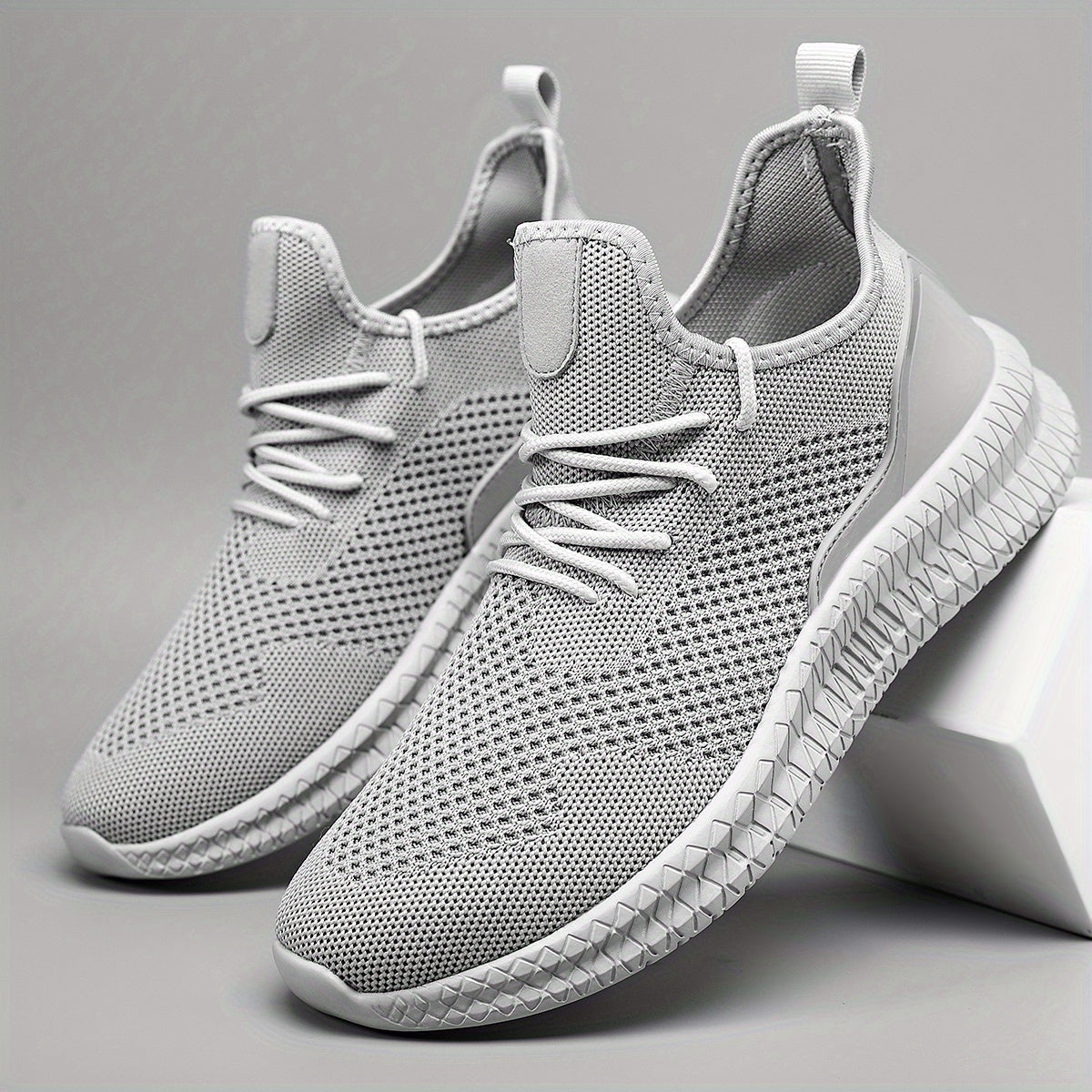 Men's Breathable Lightweight Running Shoes for Jogging Tennis Gym
