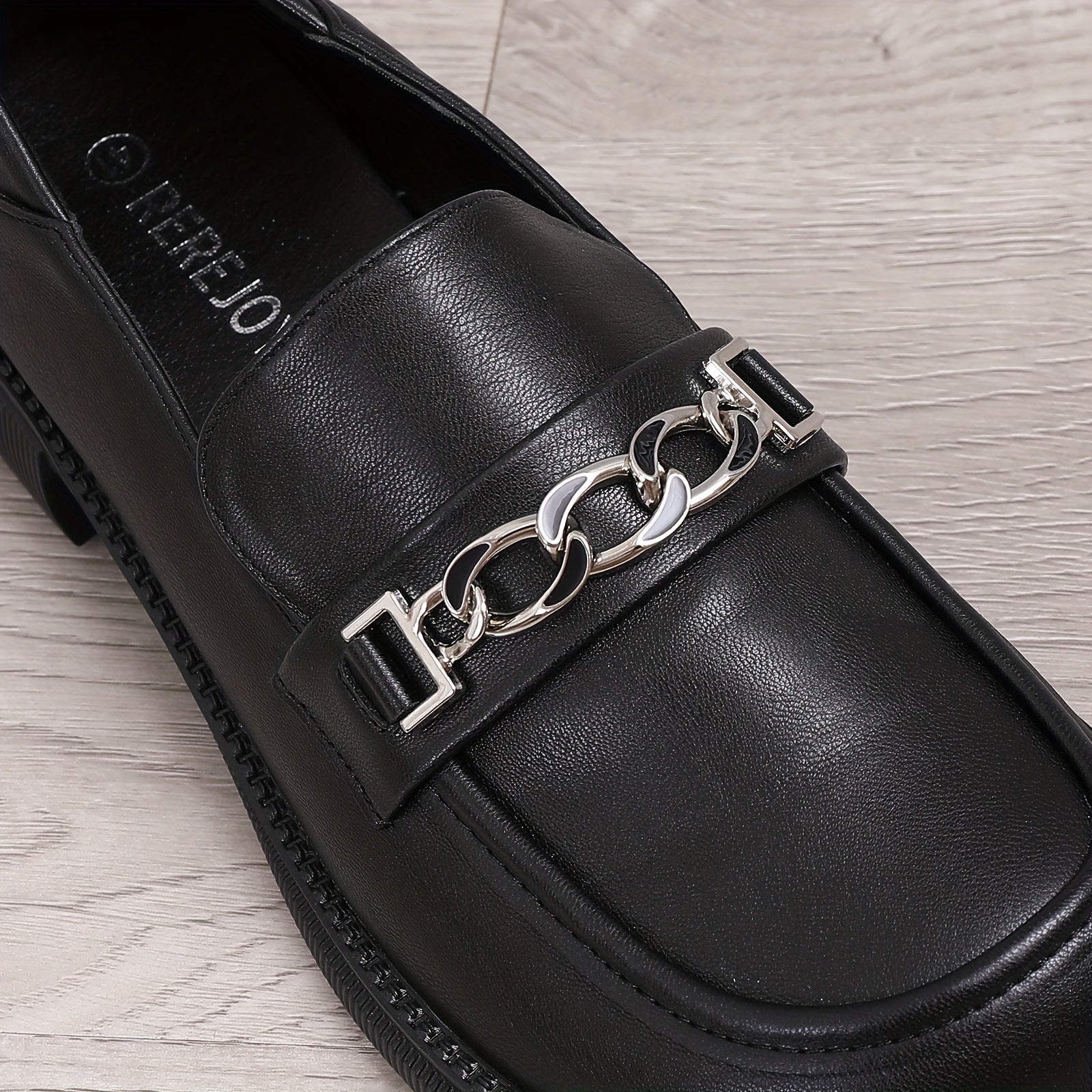 Women's Chain Decor Loafers Thick Sole Slip On Casual & Preppy Shoes