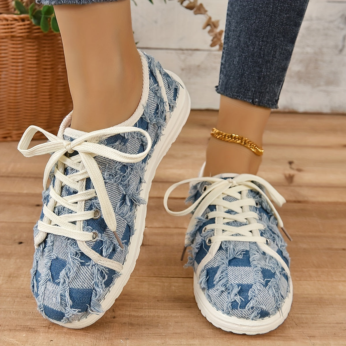 Women's Checkered Canvas Lace Up Low Top Skate Shoes