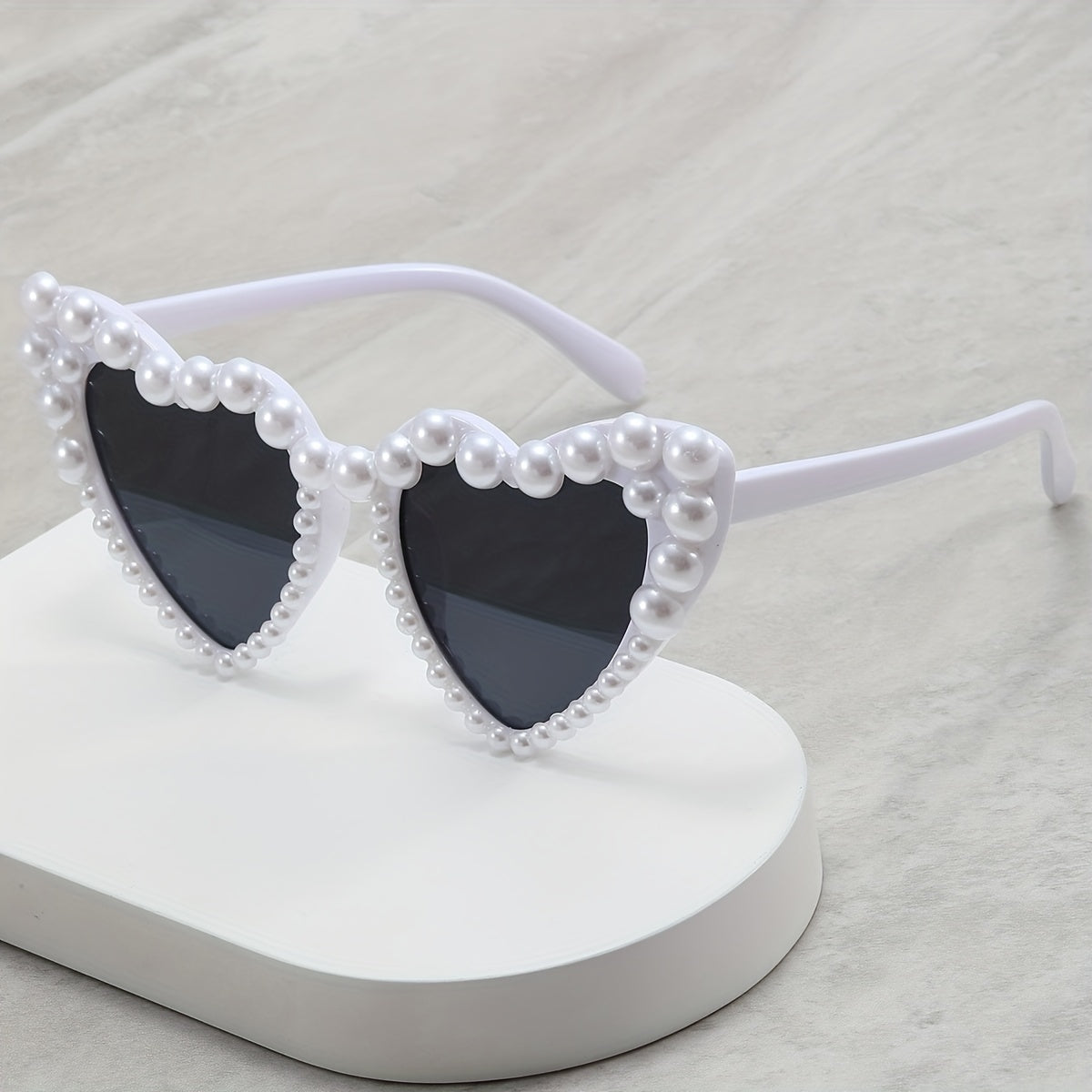 Y2K Faux Pearl Heart Sunglasses Women Prom Decorative Shades UV400