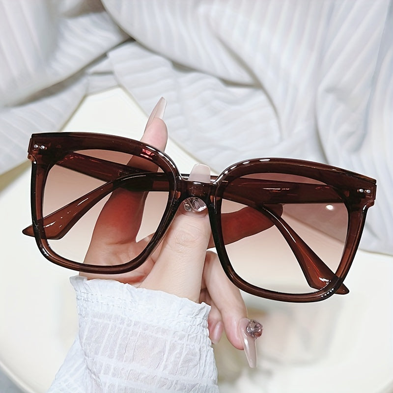 Square Sunglasses Rivet Anti Glare UV400 Sun Shades