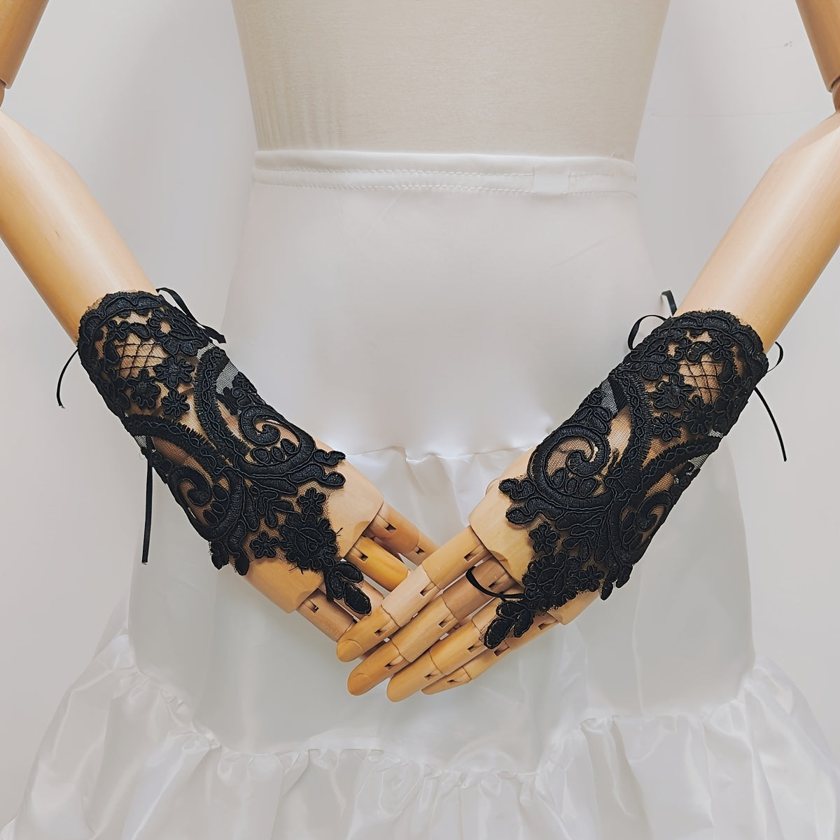 Short Bridal Lace Finger Gloves for Weddings & Events