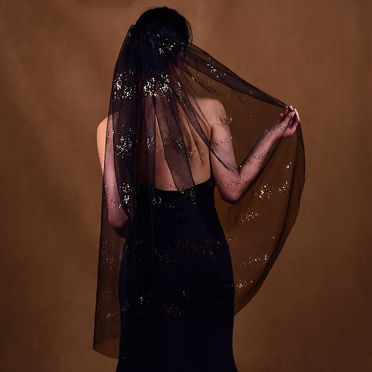 Golden Sequin Single Layer Wedding Veil for Stylish Bride