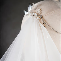 Bridal Veil Headpiece with Golden Leaf & Rhinestone Embellishments