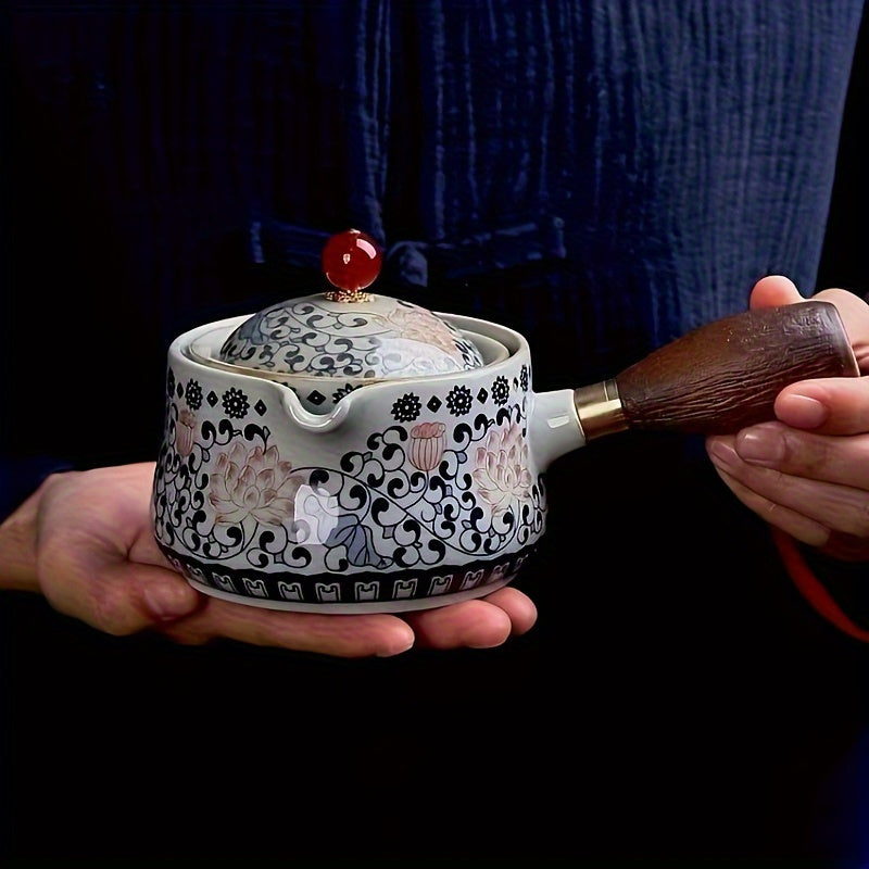Portable Tea Set: Pot & 4 Cups with Bag