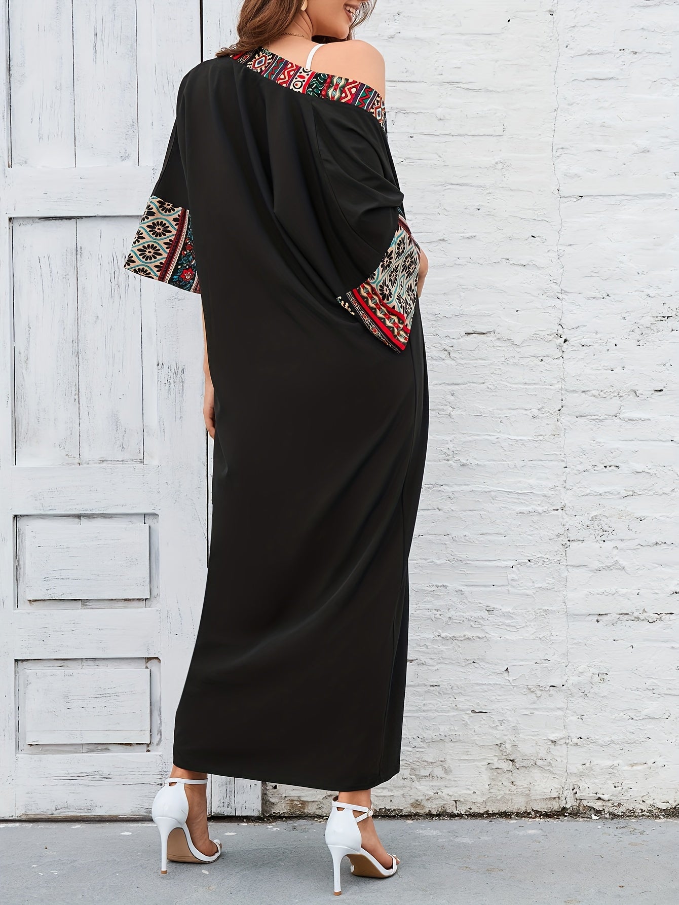 Geometric Pattern Contrast Band Beach Cover Up Half Sleeve Sun Protection
