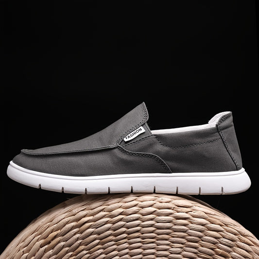 Men Slip on Sneakers Lightweight Comfy Non slip Casual Shoes