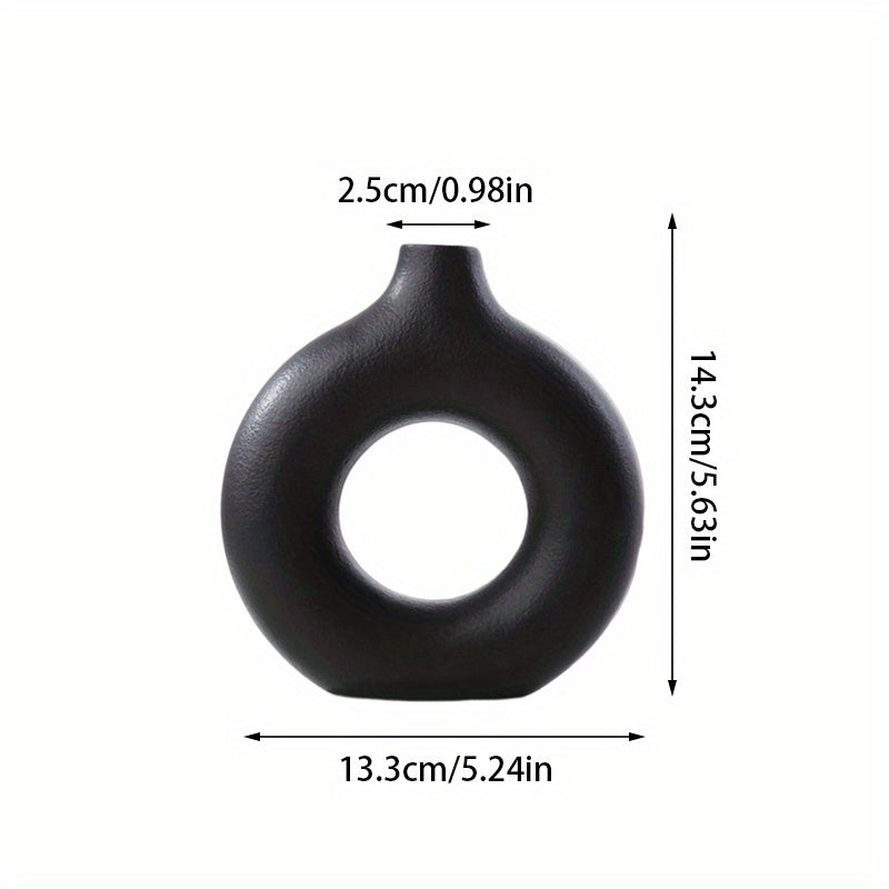 Modern Ceramic Donut Vase for Boho Home Decor with Pampas Dried Flowers