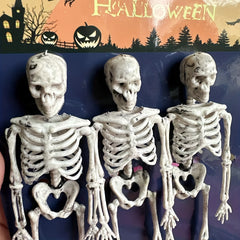 4pcs Halloween Decorative Skulls Hangable Gothic Skull Haunted House Decoration