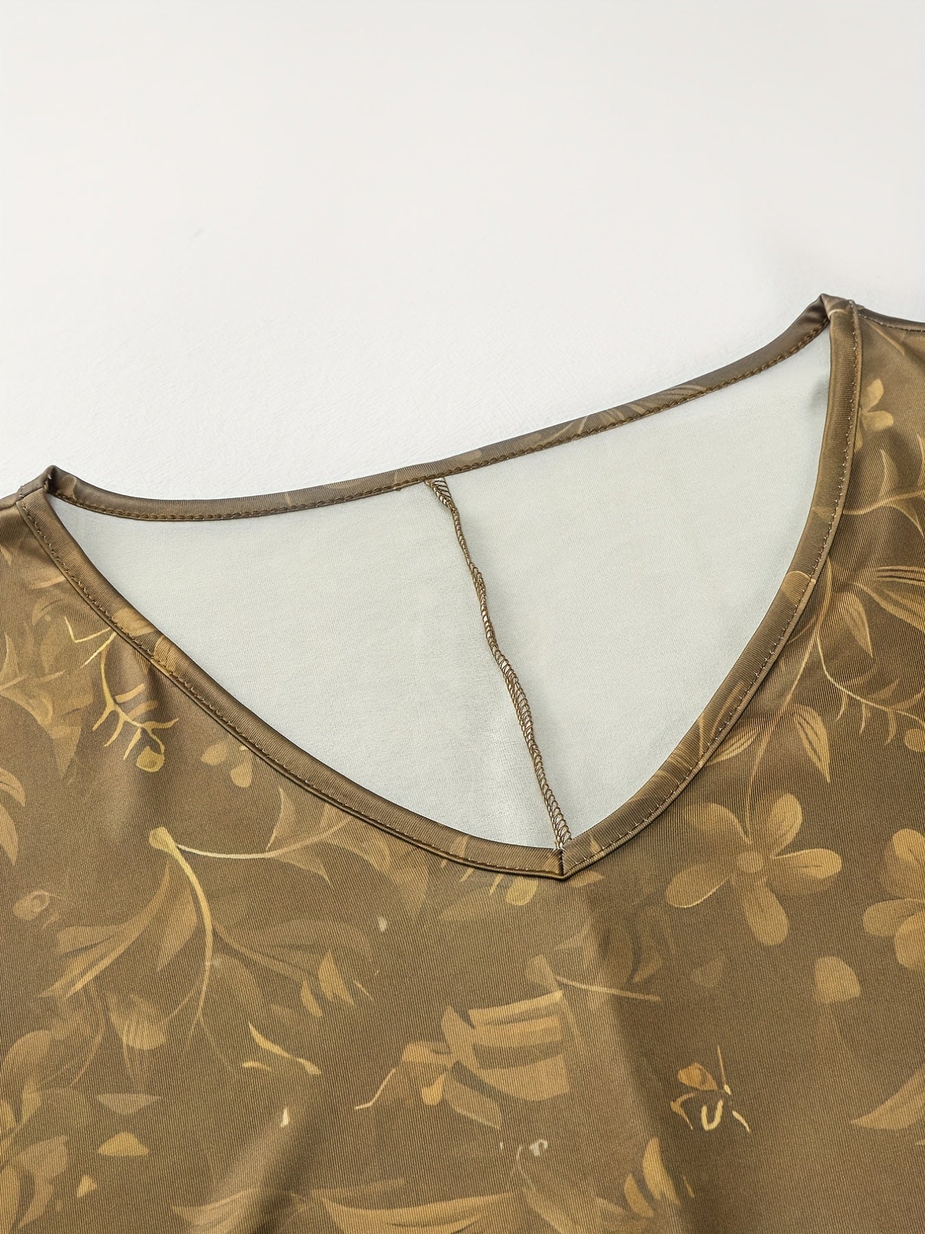  Women's Casual Dress with Figure & Slogan Print