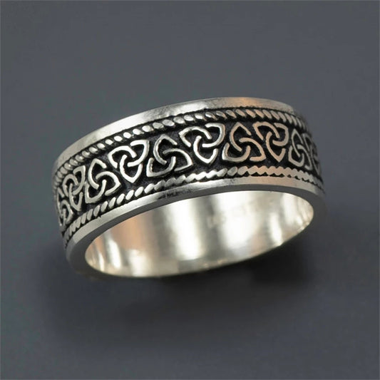 Celtic Knot Minimalist Ring