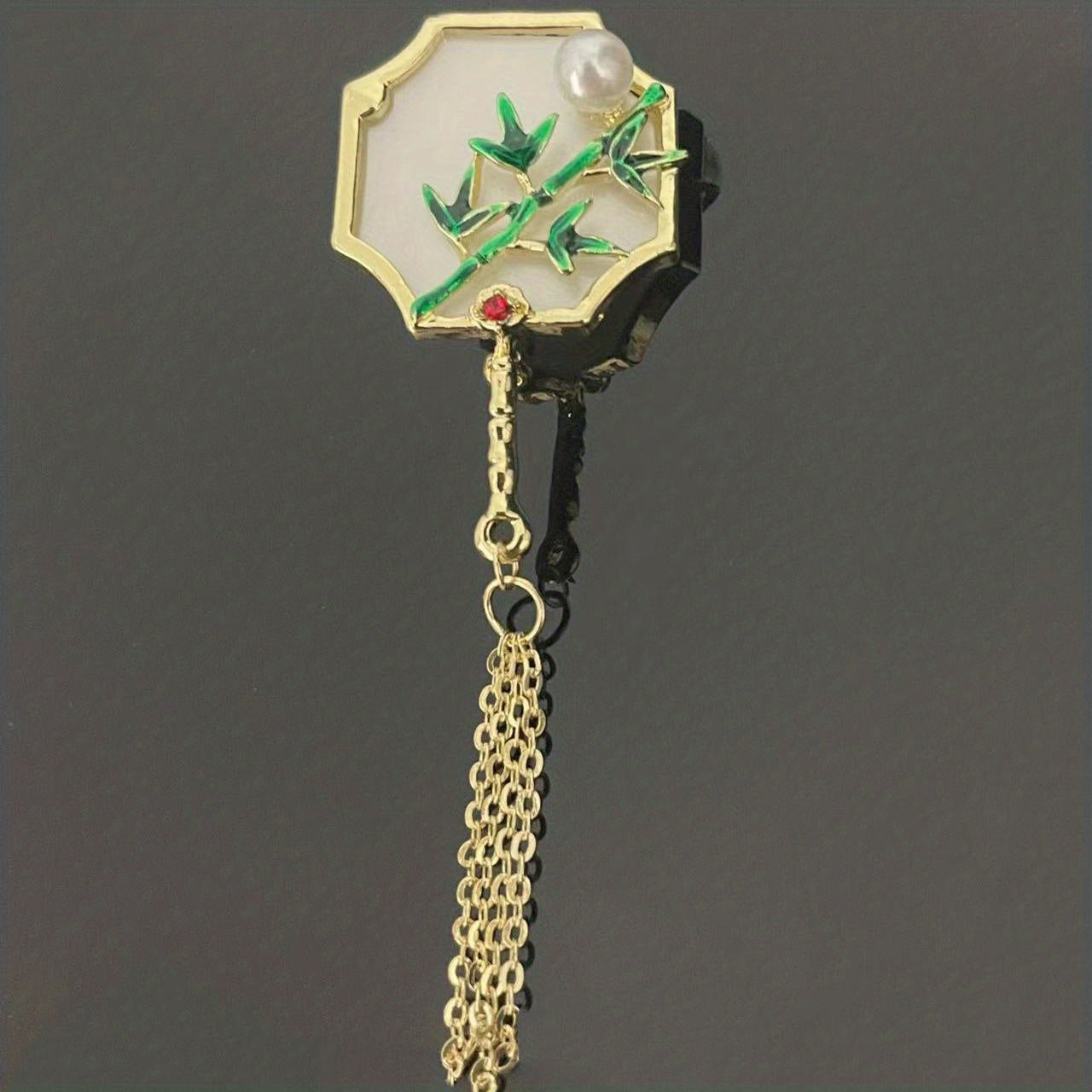 Vintage Men's Retro Brooch with Tassel Palace Antique Pin