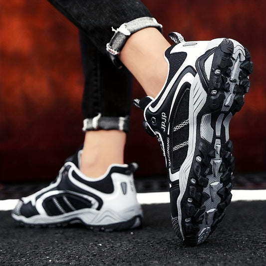 Vintage Hiking Shoes Rotating Buckle Breathable Non Slip Sneakers