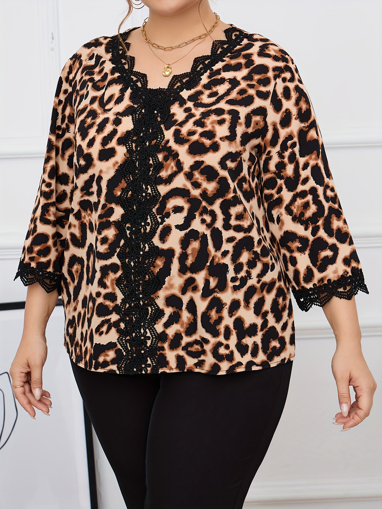  Leopard Print Lace Trim V Neck Blouse
