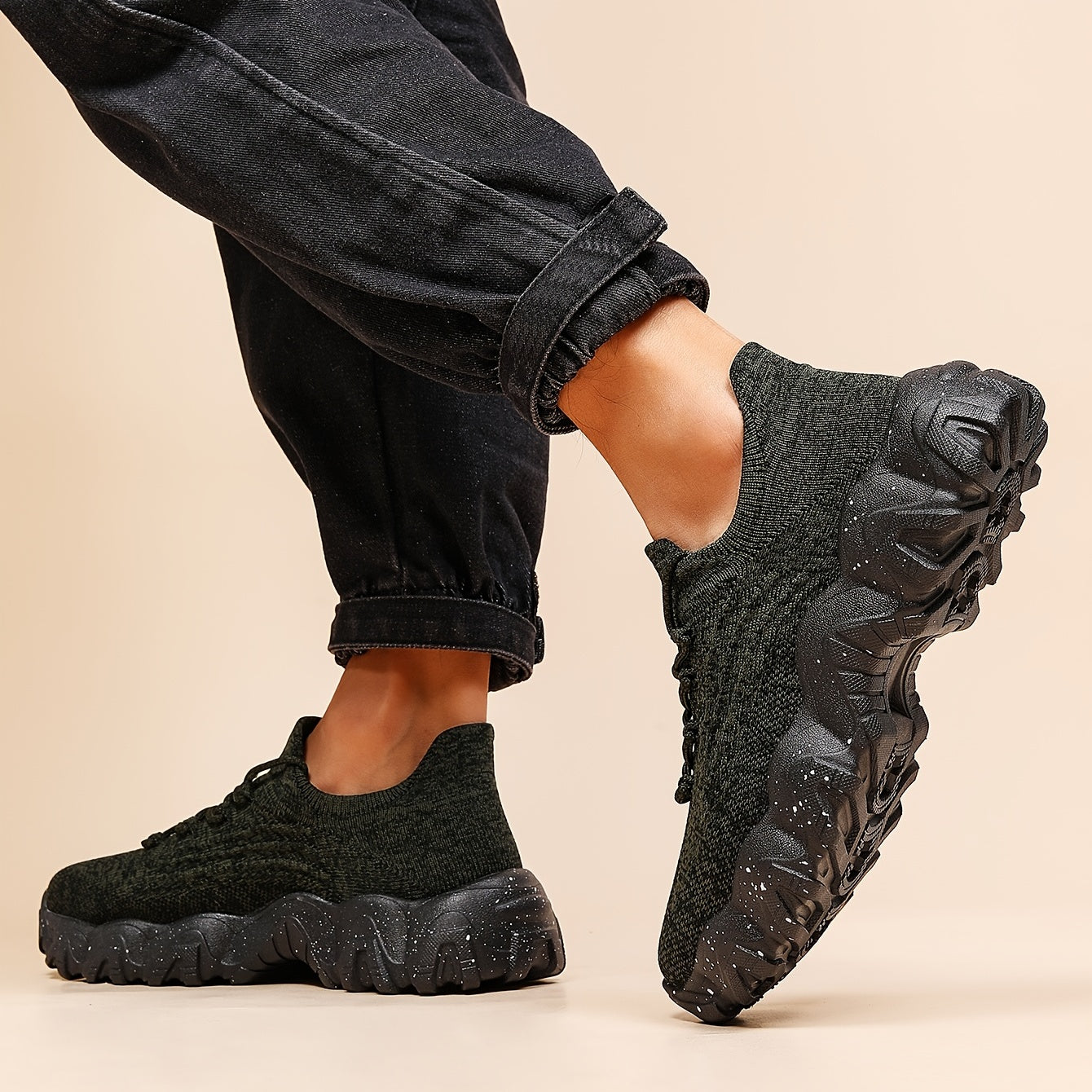 Men Breathable Mesh Lightweight Casual Shoes Non slip Sneakers