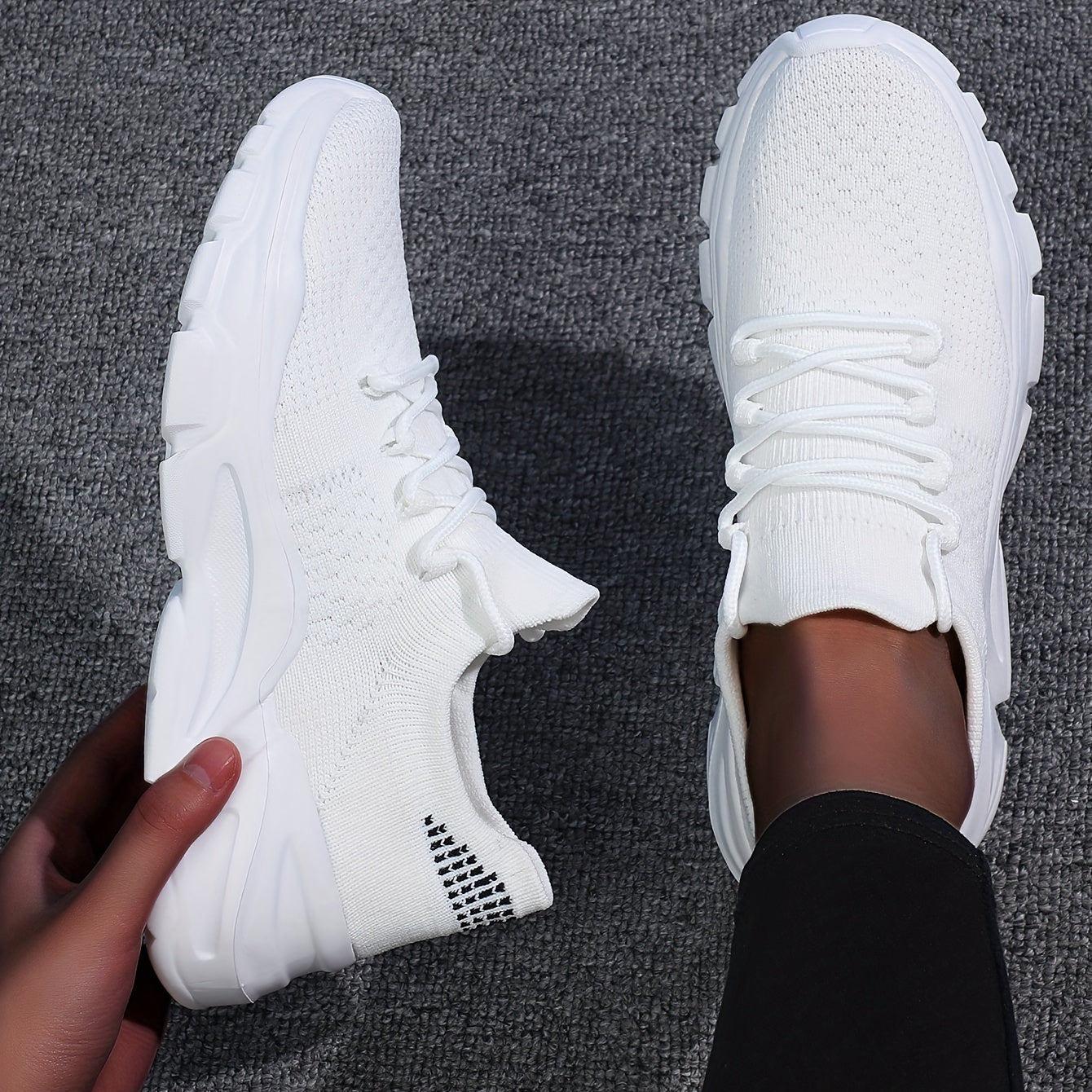 Women's Lace-Up Knit Running Shoes for Gym and Tennis