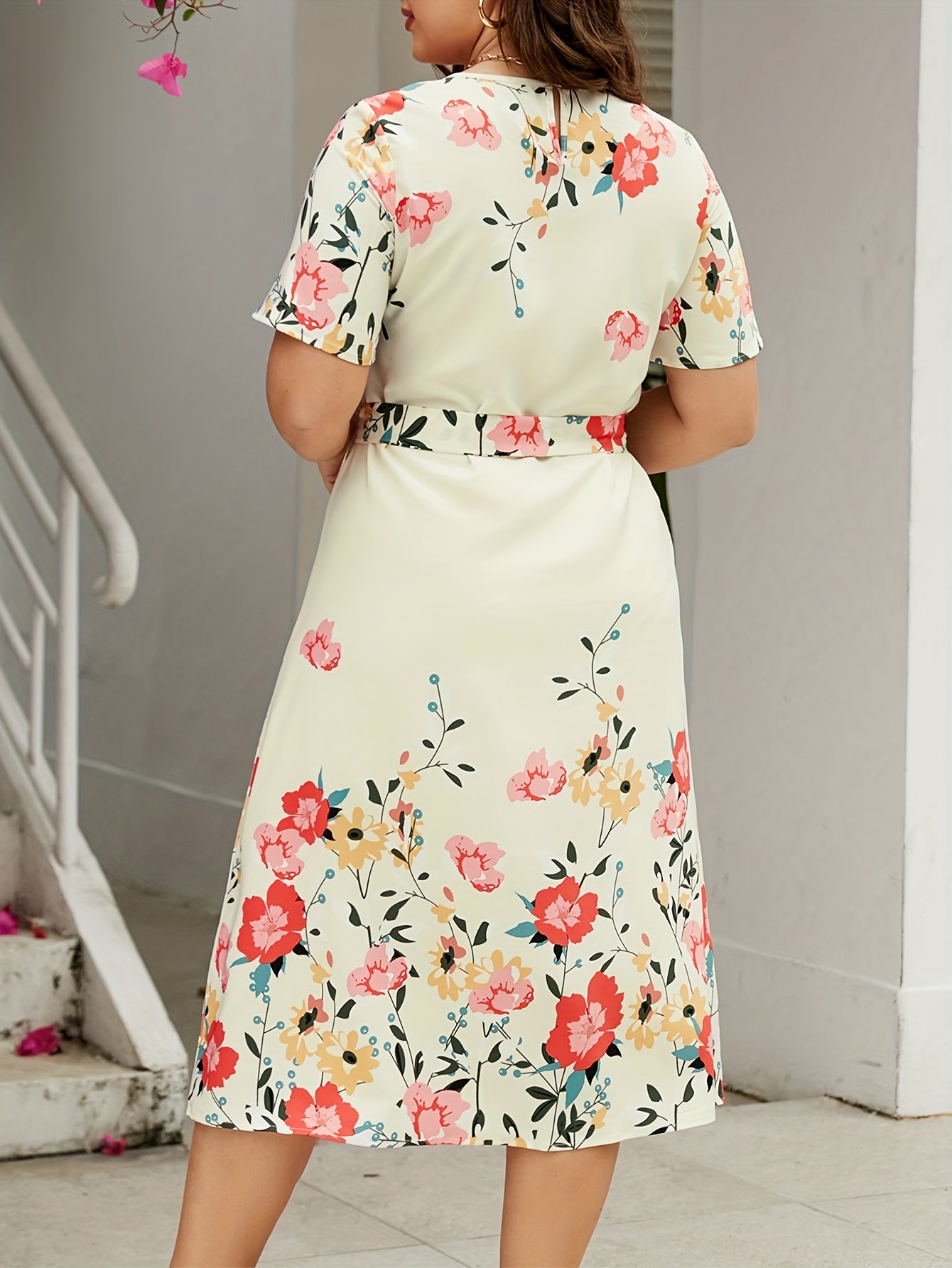  Floral Print Midi Dress With Belt