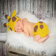 Deer Shaped Baby Photo Props Knitted Cap & Suit Set