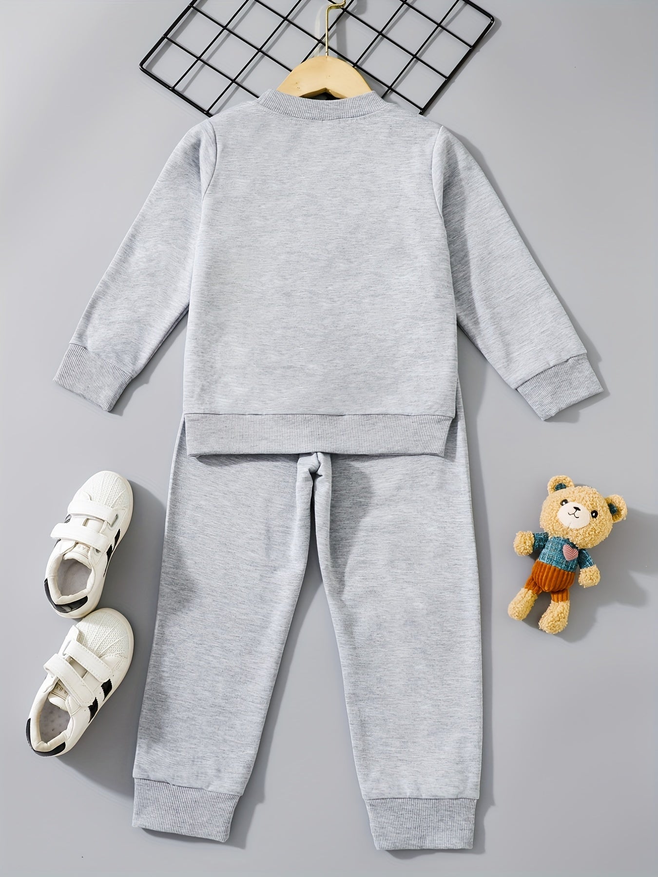 Boy's Cartoon Animal Print Set