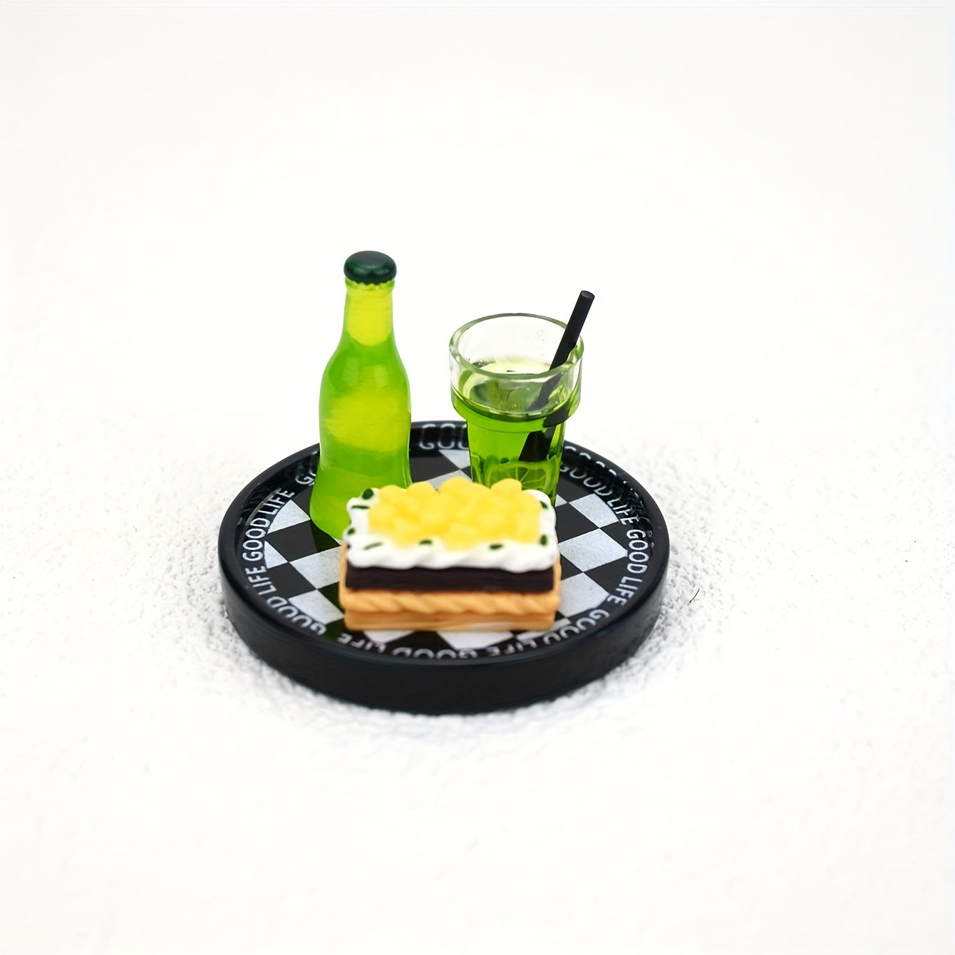 1:32 Scale Soda and Cake Set with Tray Dollhouse Accessories