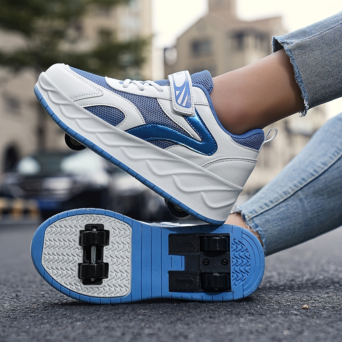 Boy's Wheel Skate Sneakers With Hook & Loop Fastener