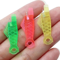 Plastic Fish Needle Threaders Sewing Tool for Embroidery Cross Stitch