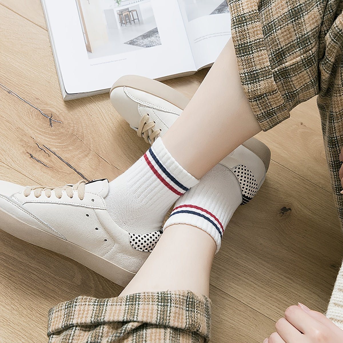 Striped Trim Socks Casual Sports Socks Women's Stockings