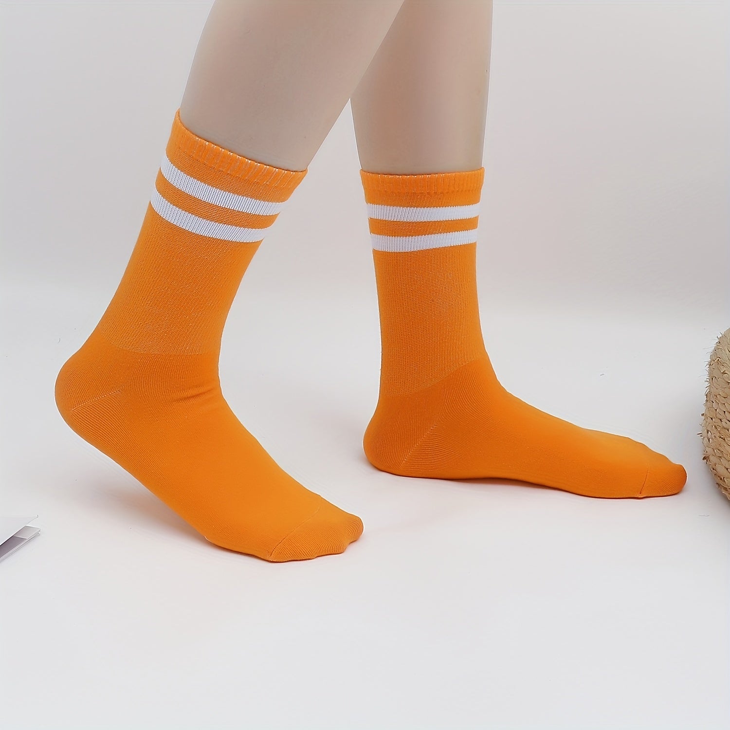 5 Pairs Letter Print Sports Mid Tube Socks Women's Stockings & Hosiery