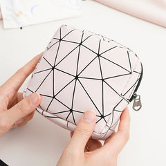 Geometric Pattern Sanitary Napkin Storage Bag Portable Carry On Pouch