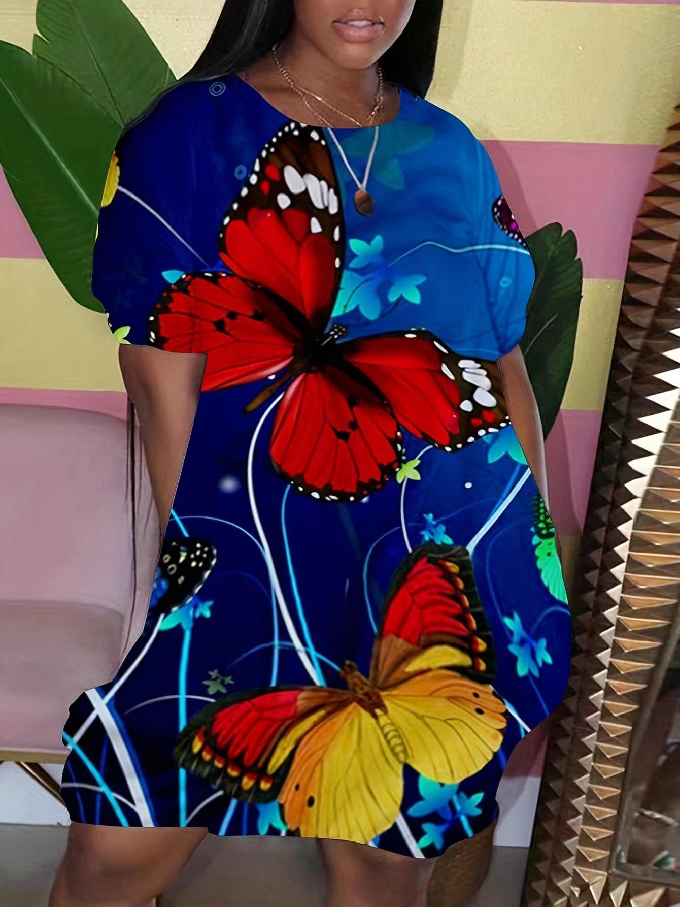  Butterfly Print Round Neck Dress
