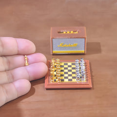 Mini Retro Speaker & Magnetic Chess Set 1/6 Scale - Gift & Dollhouse Accessory