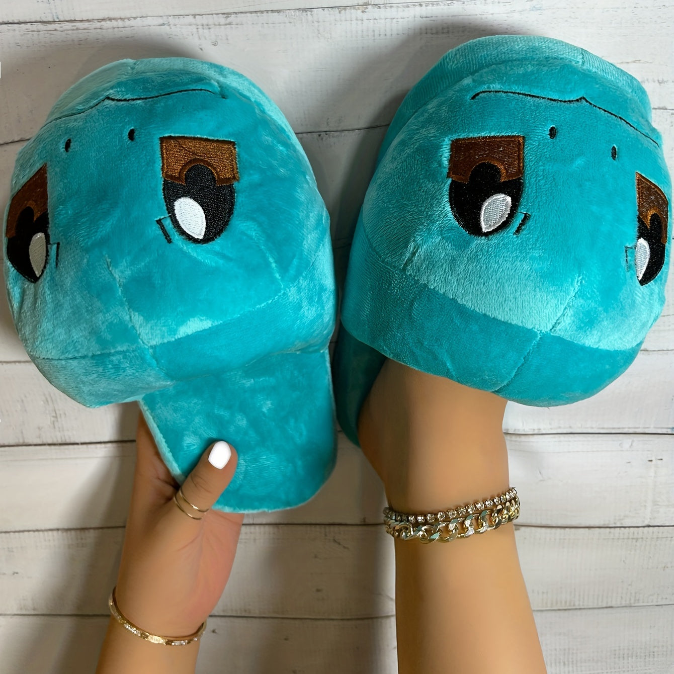 Women's Animal Embroidered Slippers Non-Slip Home Shoes