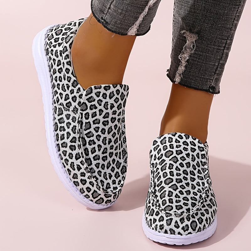 Leopard Pattern Canvas Slip On Flat Women's Casual Shoes