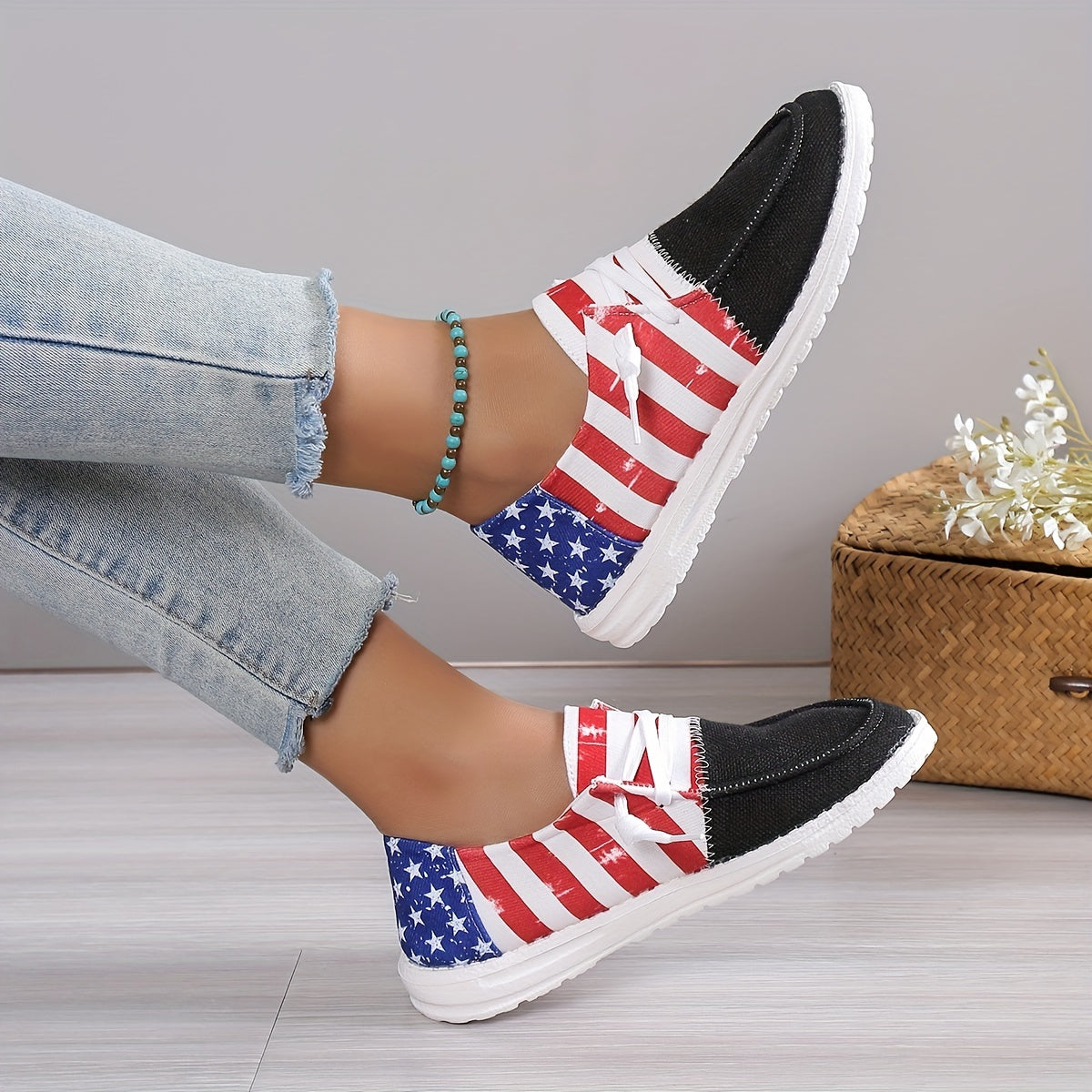 Women's Star & Striped Canvas Shoes Casual Lace Up Sneakers