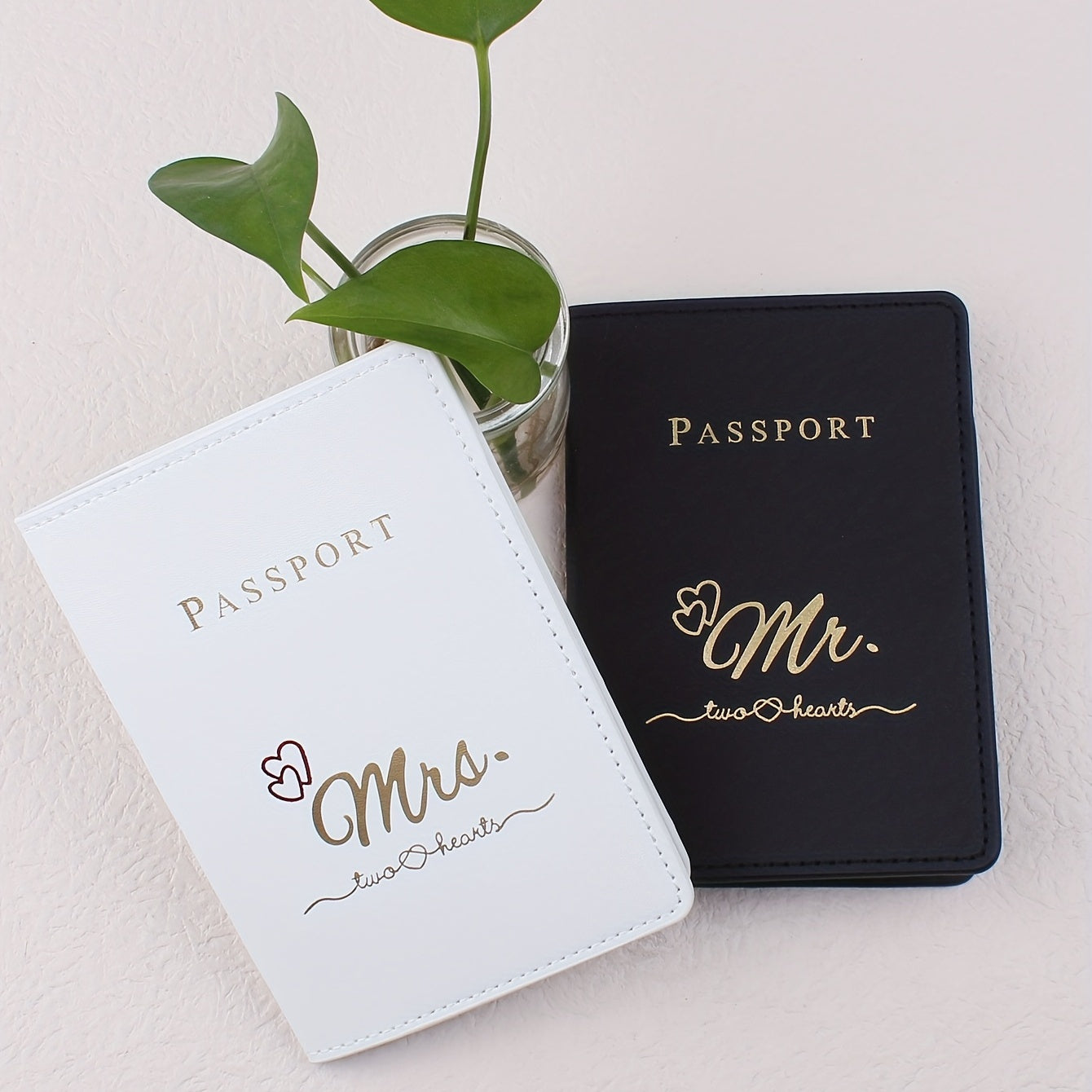 2pcs Mr &Mrs Passport Holder Travel Passport Holder Set