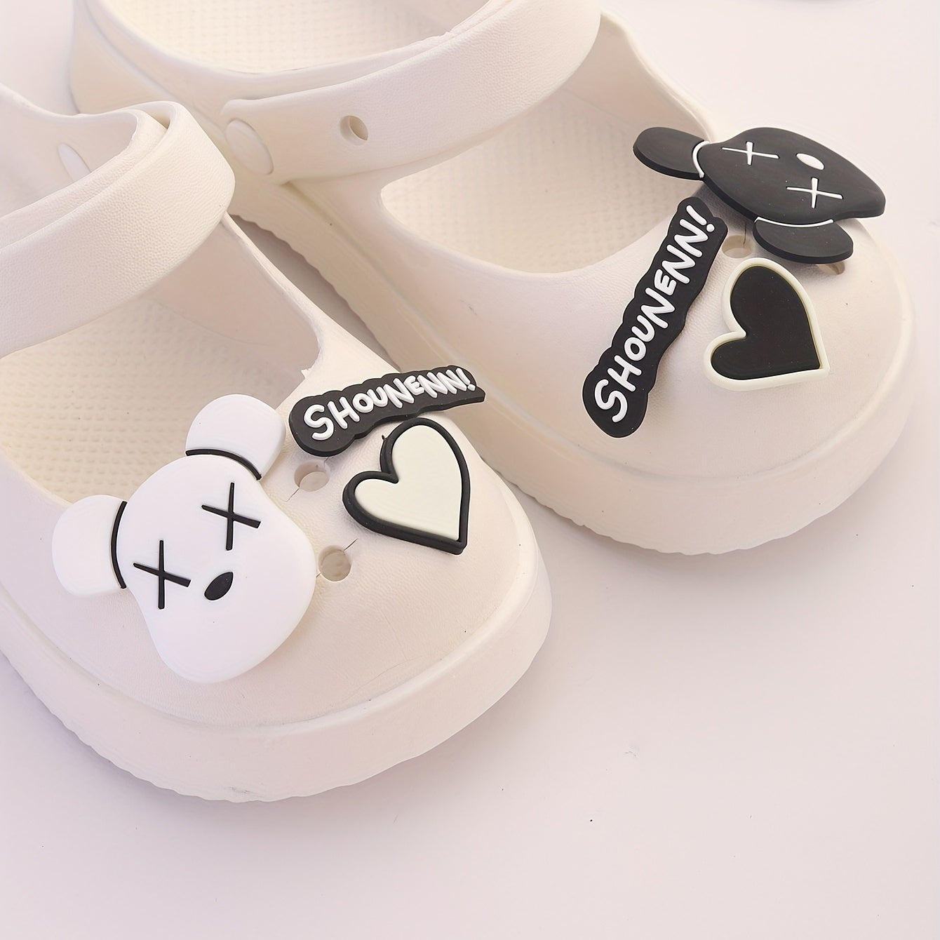 8pcs Cartoon Shoe Charm Set with Chain for Sandal Slipper