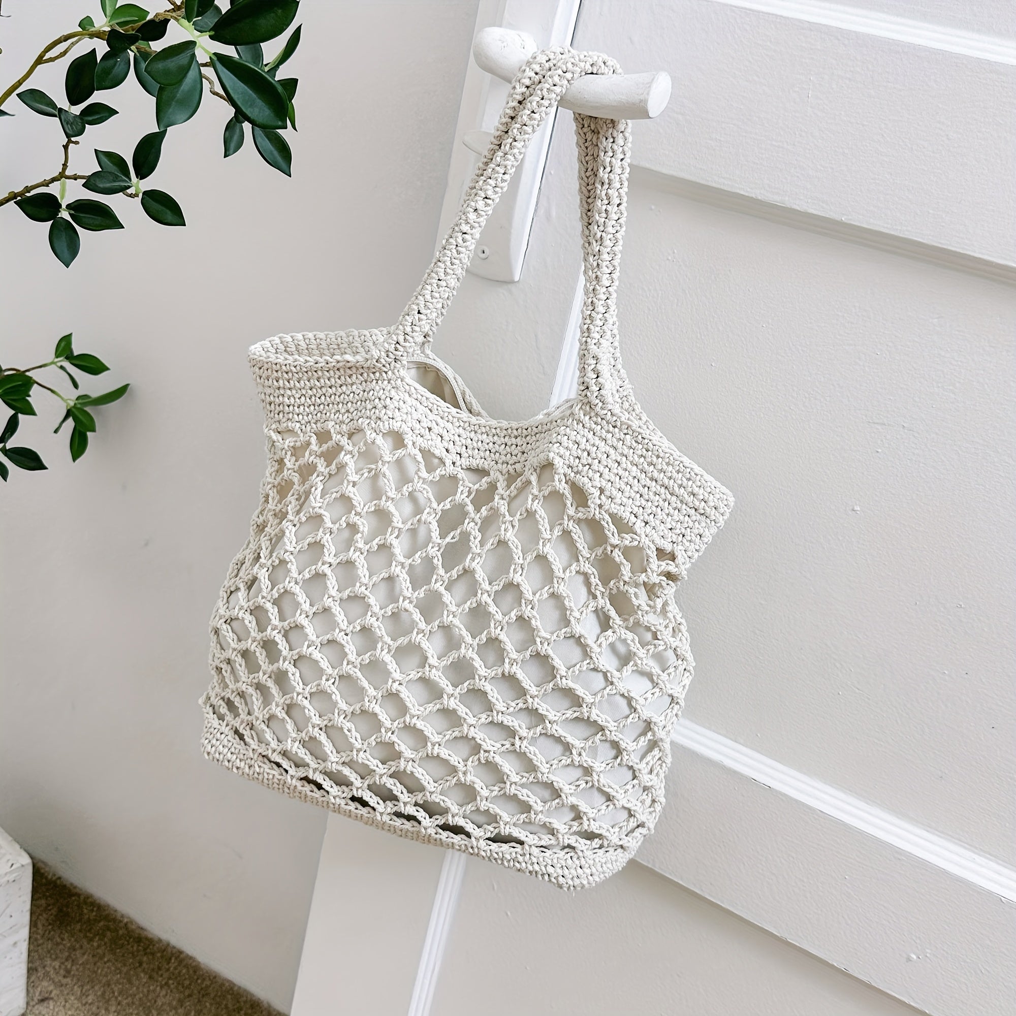 Minimalist Hollow Out Straw Bag Woven Shoulder Bag For Vacation