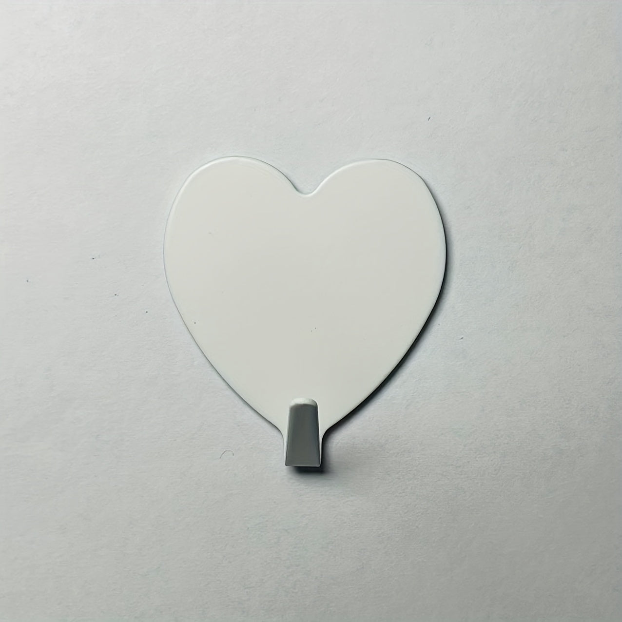 Strong Heart Shaped Adhesive Hangers Wall Hooks