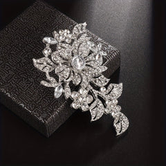 Delicate Flower Brooch Women Jewelry Party Costume Accessories