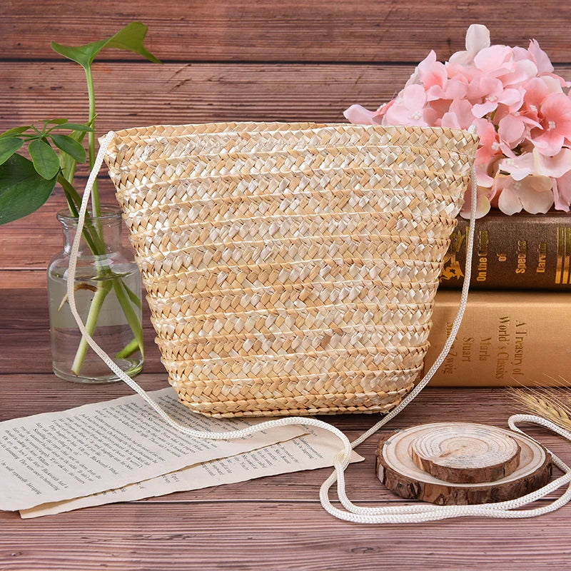 Small Rattan Grass Messenger Bag for Women