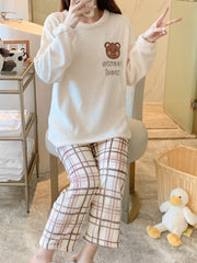 Teddy Bear Pattern Pajamas & Plaid Pants Set