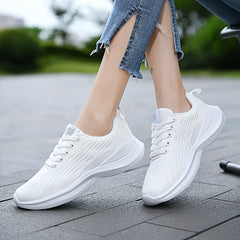 Women's Mesh Breathable Running Shoes Soft Comfortable Outdoor Sneakers