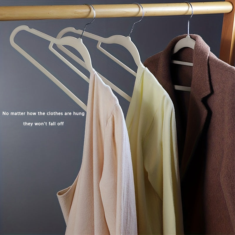Non-slip Flocking Hangers Prevent Shoulder Bulges