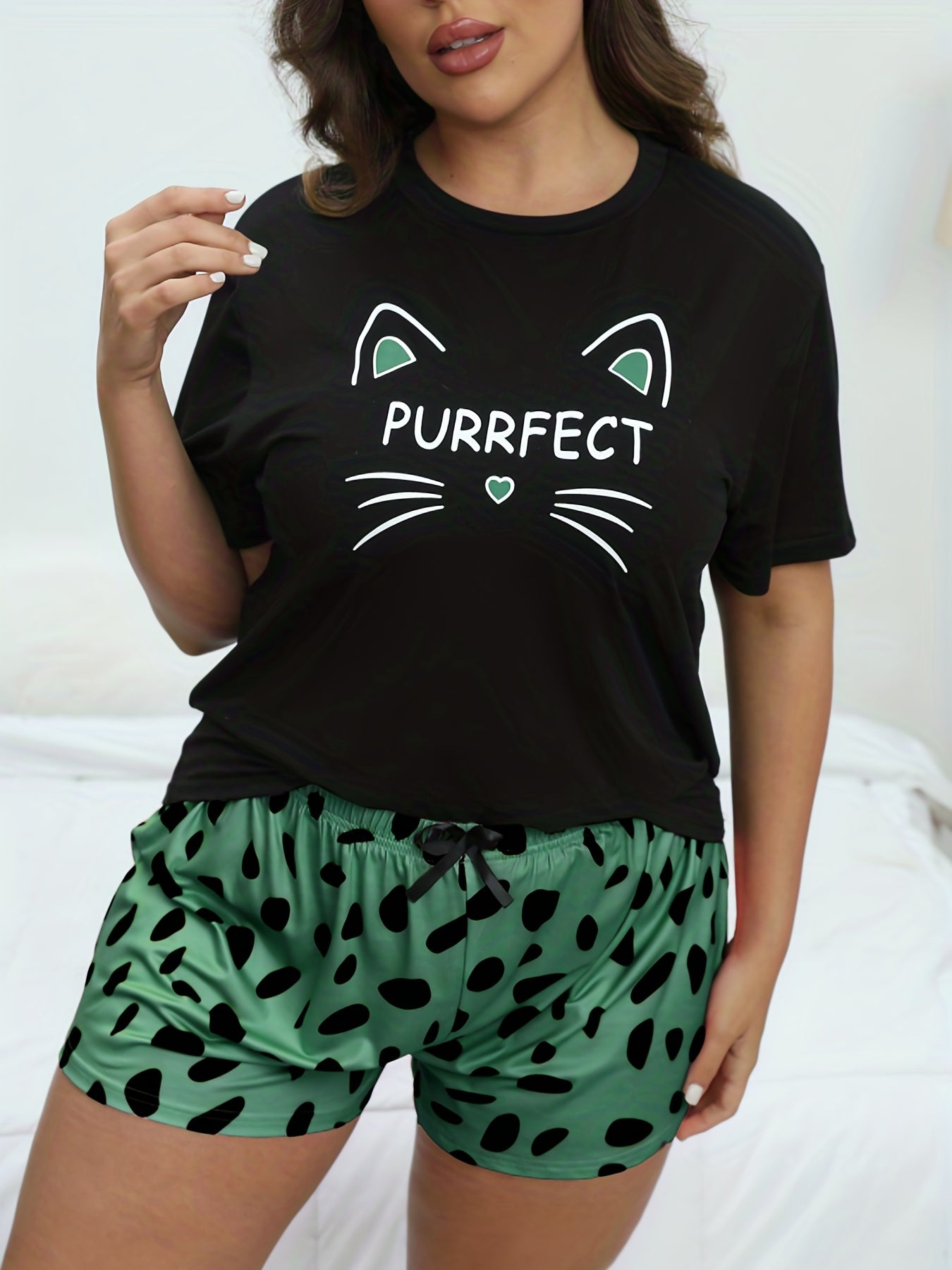  Kitten Print Tee & Bow Detail Dotted Pants Lounge Set